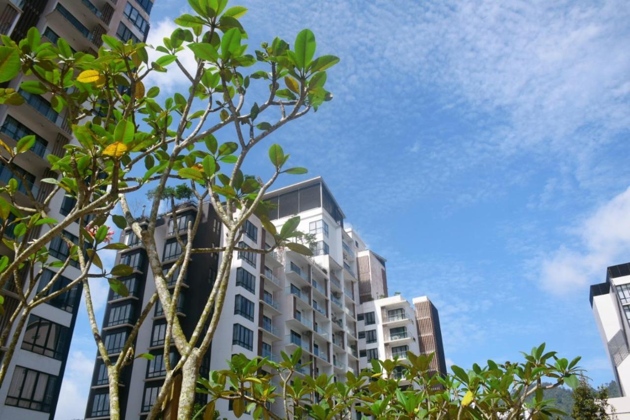 Apartment Cozy With Garden @midhill Genting 8pax Genting Highlands